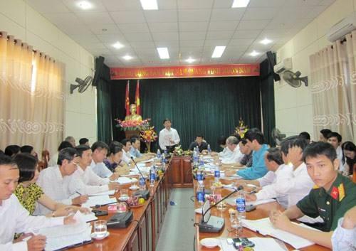 Chủ tịch UBND tỉnh Nguyễn Hữu Hoài làm việc với Sở TTTT tỉnh Quảng Bình năm 2012
